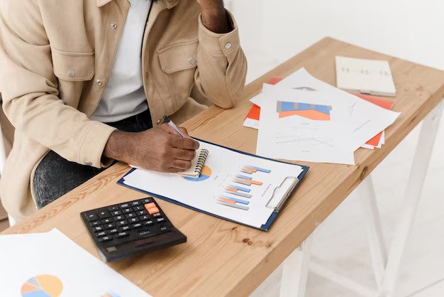 Man getting to understand the invoicing cycle