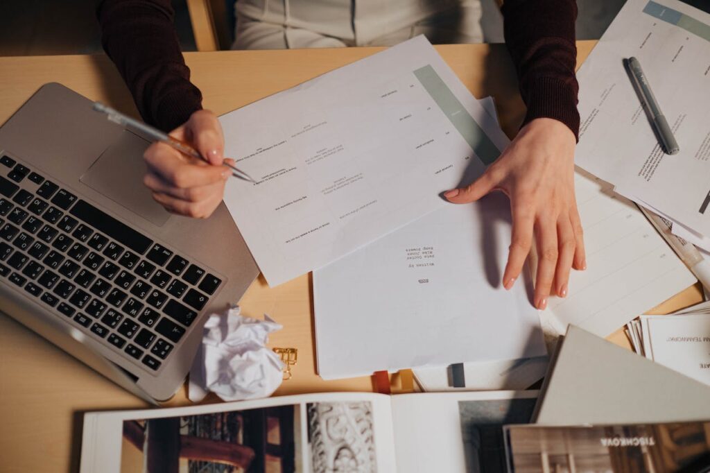 VAT and Tax When Invoicing: A Complete Guide for South African Businesses