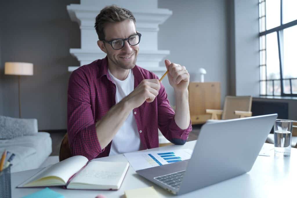 What Is a Solopreneur? A Complete Guide for South African Freelancers and One-Person Businesses
