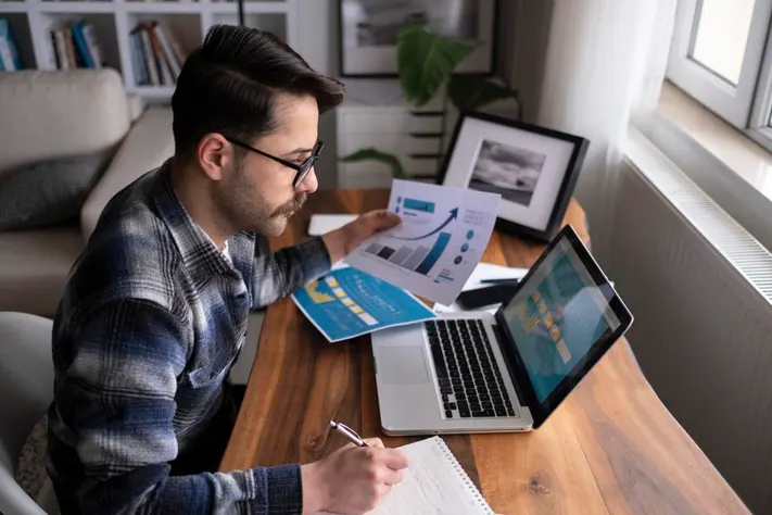 How to Create a Cash Flow Projection — South African Small Business Guide with ProInvoice
