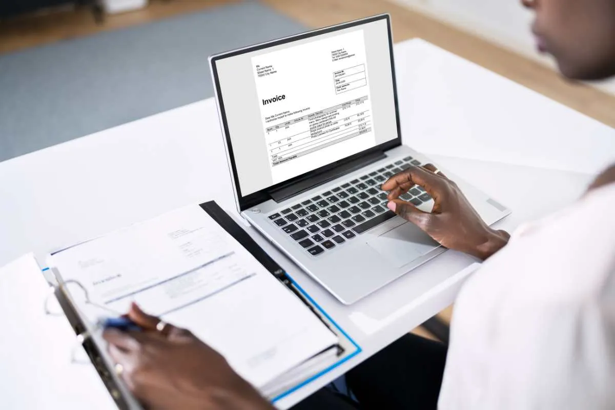 What to include in an invoice